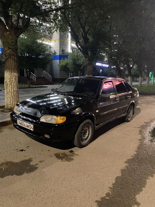 Машина Ваз 2115