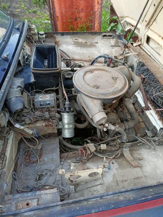 Двигател и части за Лада Нива 1.6