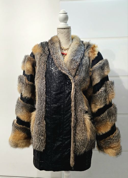 Haină din Blană Naturală de Vulpe și Piele!