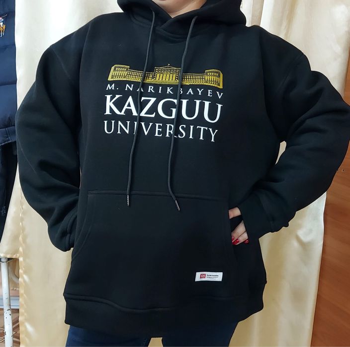 Худи, свитшоты, бомберы,фартуки,футболки,жилетки с нанесением логотипа