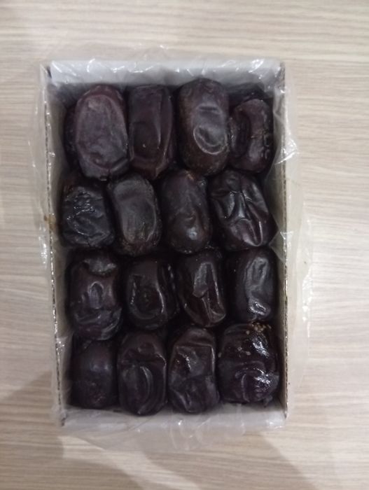 Финики 20 штуг каму нада званите