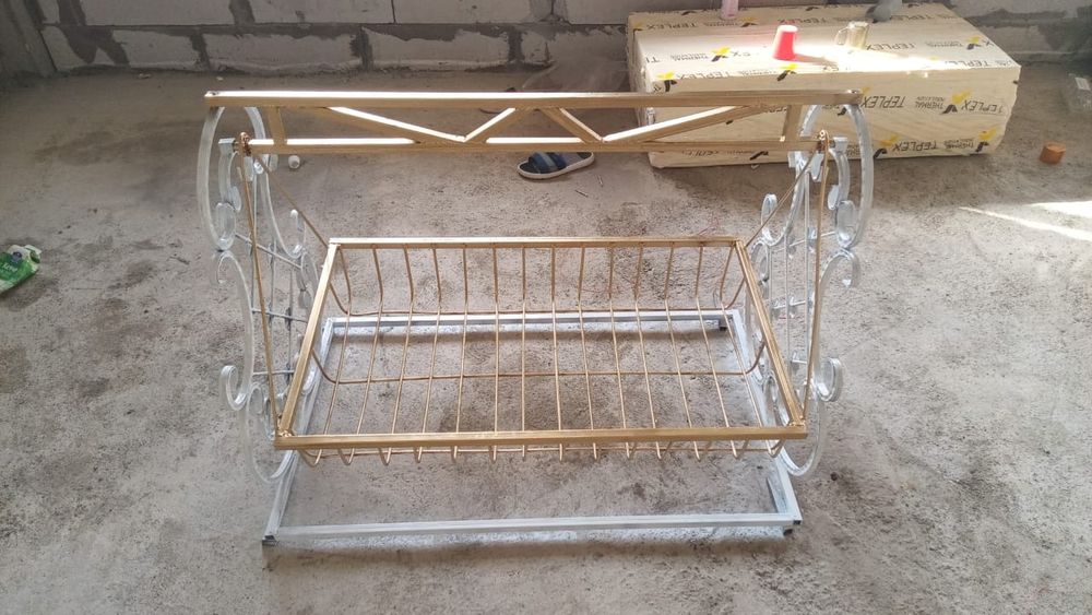 Металлические детские качеля