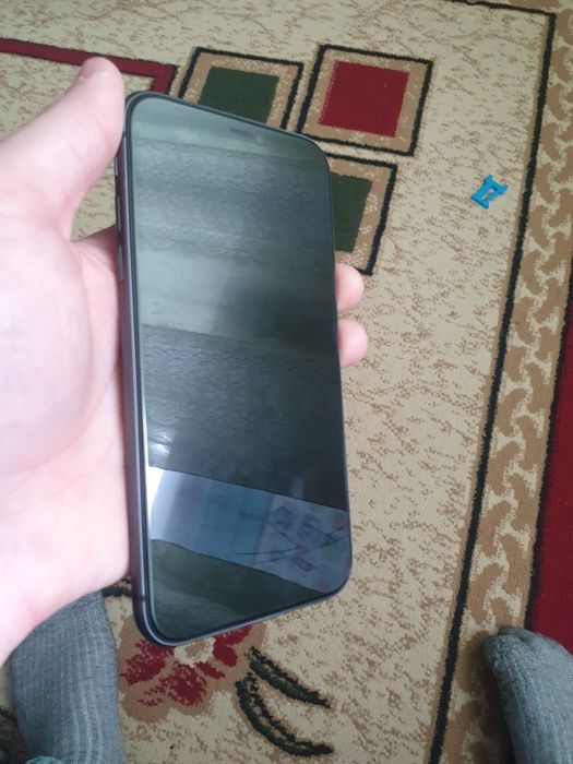 Iphone 11 128gb продам