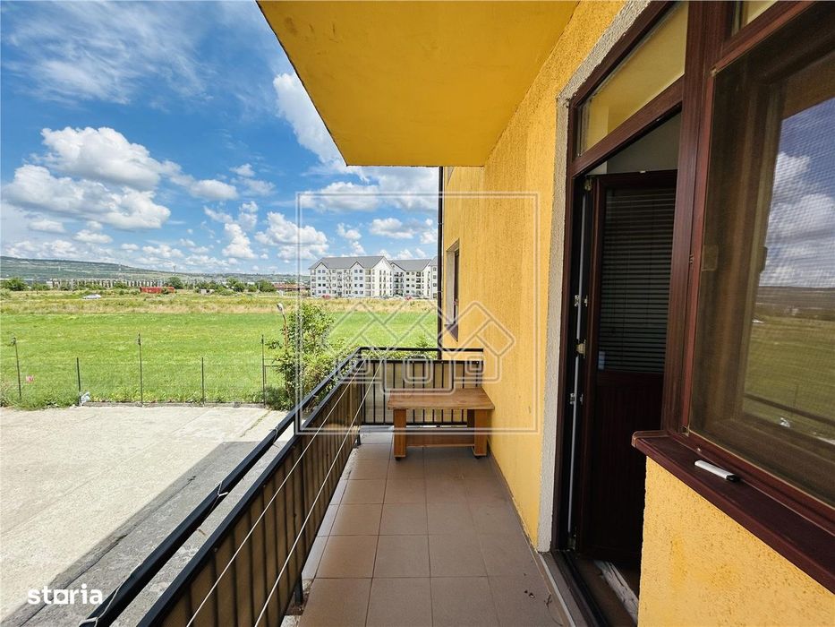 Ap decomandat, 2 camere si balcon, etaj 13, zona Pictor Brana