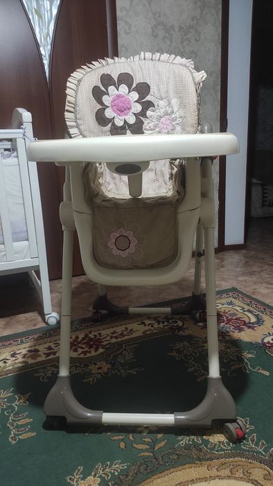 Срочно продам стульчик для кормления