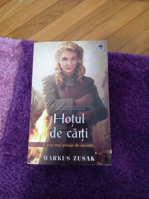 Hotul de carti nou cumparata