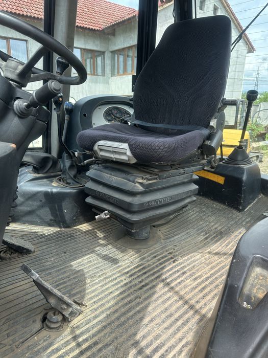 Buldoexcavator MST 542
