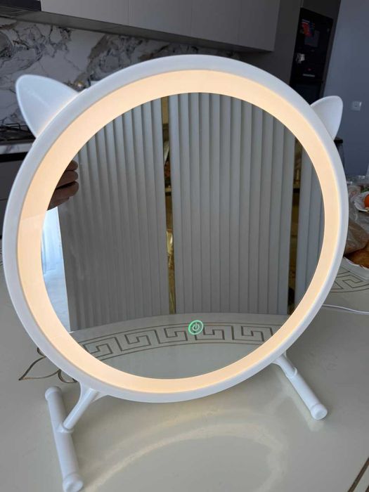 Зеркало настольная