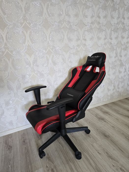 Игровое кресло DXRACER Prince