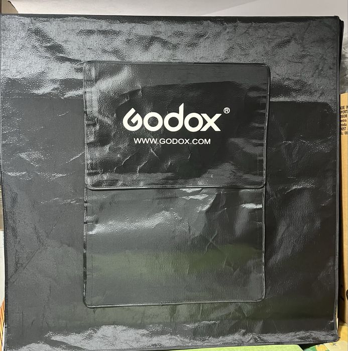 Cub  foto GODOX, cu led