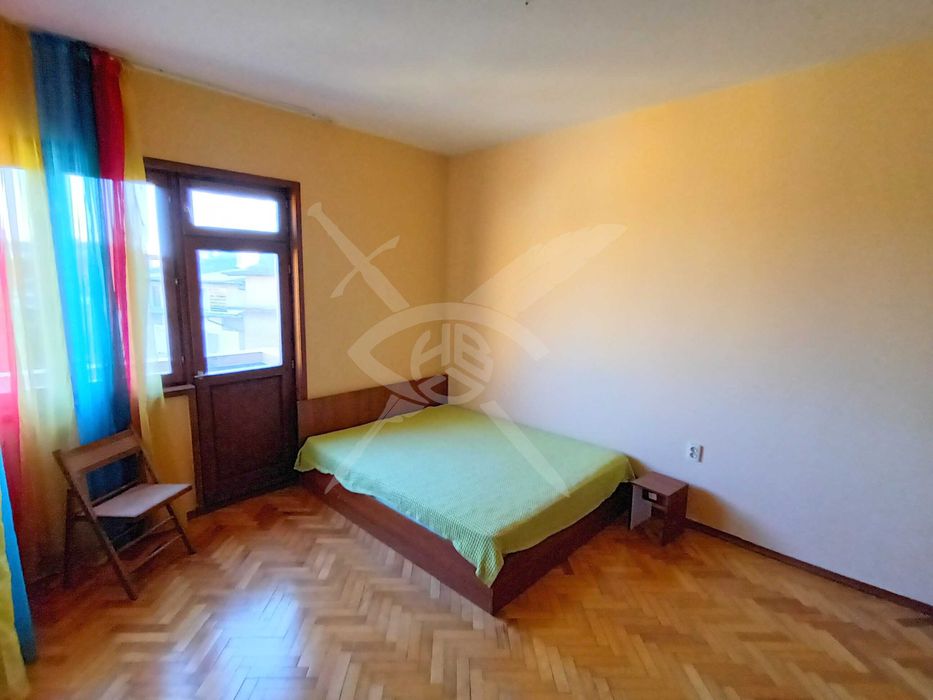 Тристаен апартамент в Център Пловдив 23919