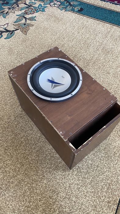 Продаётся сабвуфер