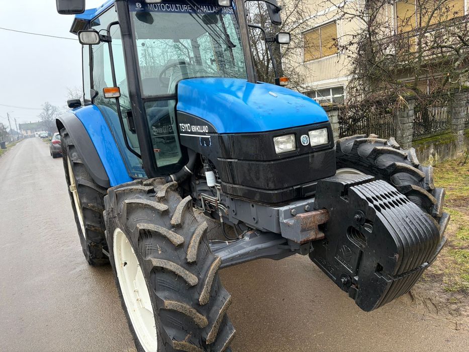 Tractor new holland