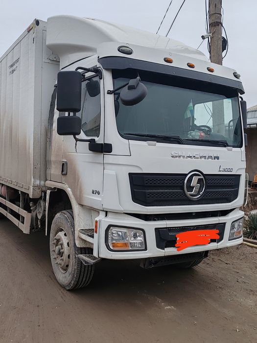 Shacman L3000 furgun 9 metrlik
