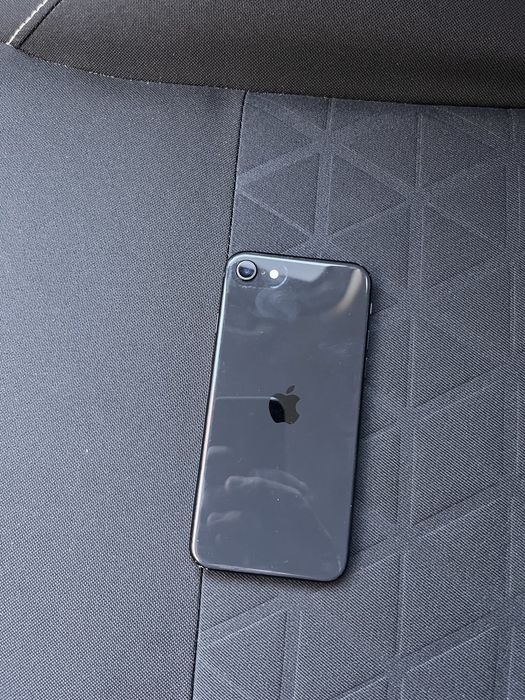 Iphone SE 2020 года