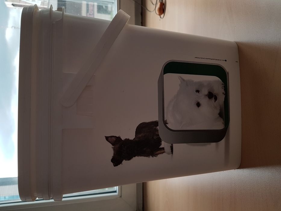 Ведро для корма и зоо мелочей