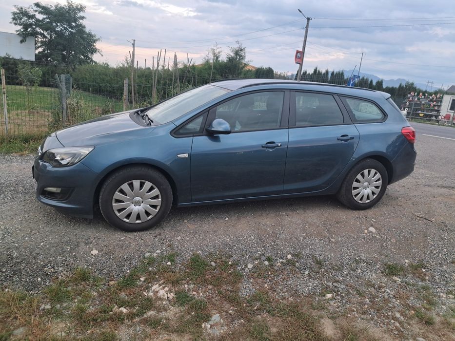 Opel Astra j 2013