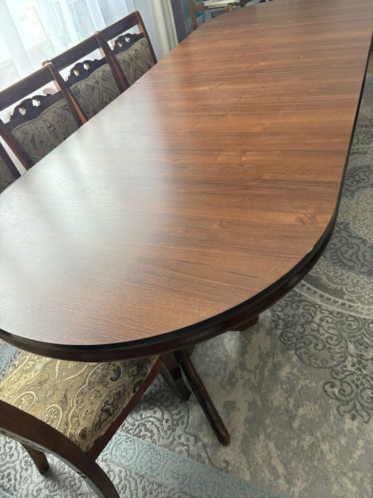 В продаже стол 3.5 метра