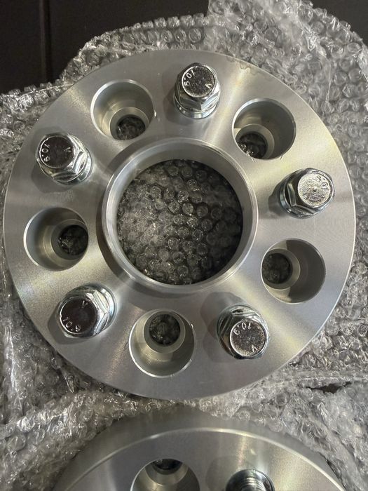 Фланци за мерцедес 5x112 30MM  МЛ и ГЛ/ W164/W166/W163
