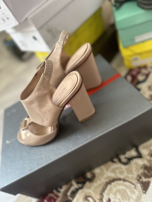 Продаю туфли