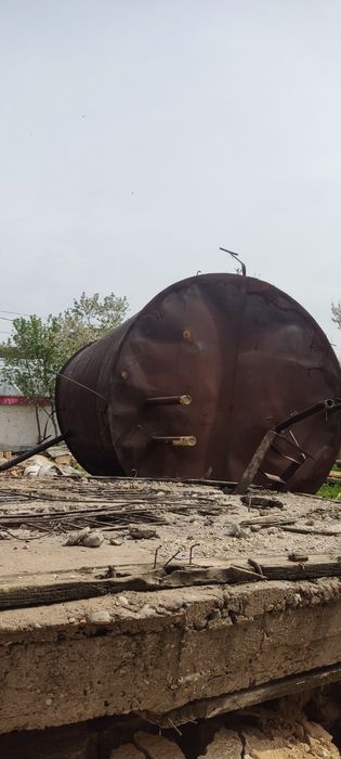 Продаем б/у метал и бетонные изделия!!!