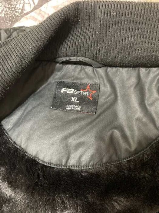 Geaca matlasata cu blanita, calduroasa , XL