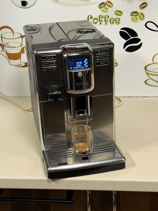 Кафемашина кафе автомат Saeco Incanto с гаранция