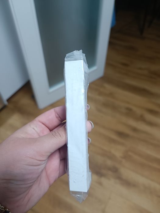 Мебелни дръжки - бял гланц, метални 128мм, 18 броя