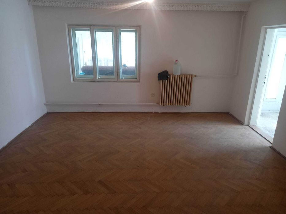 Vila Ciritei aproape de strFERMELOR 120mp caramida teren 720mp gaz apa