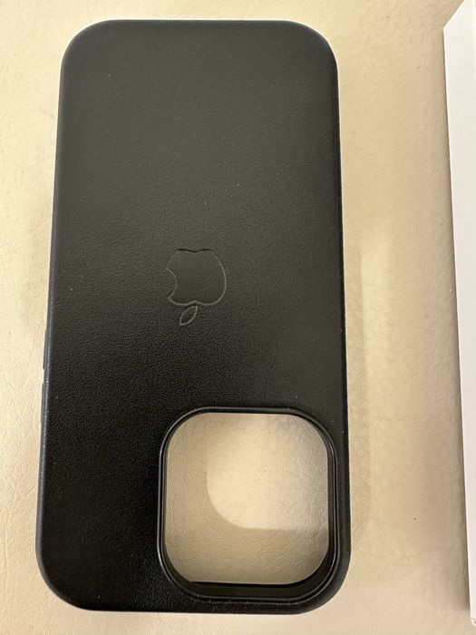 Husa piele iPhone 14 Pro