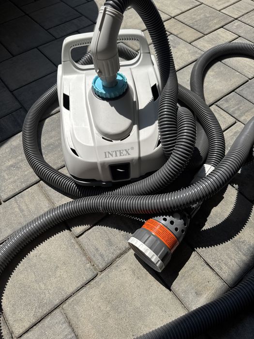 Aspirator piscina Intex