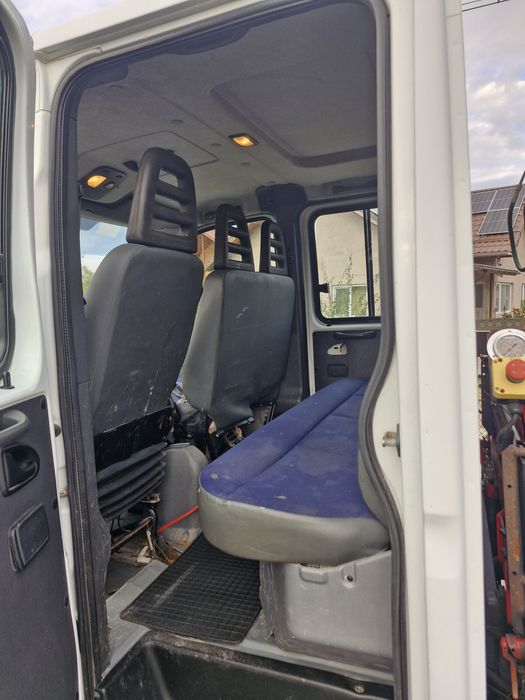 Iveco Daily Basculabil și Macara