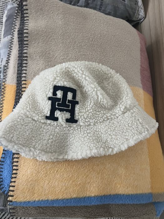 Зимна шапка Tommy Hilfiger