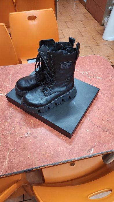 Ghete dama aproape noi