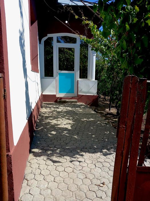 Casă spațioasă comuna Furculești, județul Teleorman