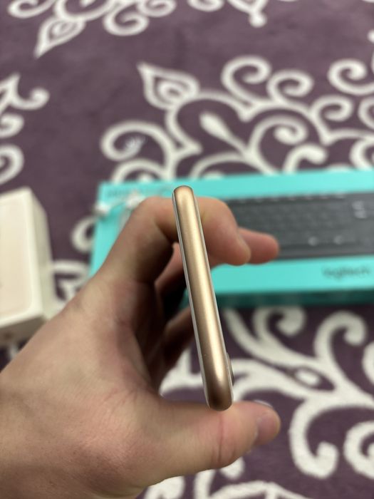 Iphone 8 64gb rose идеальный