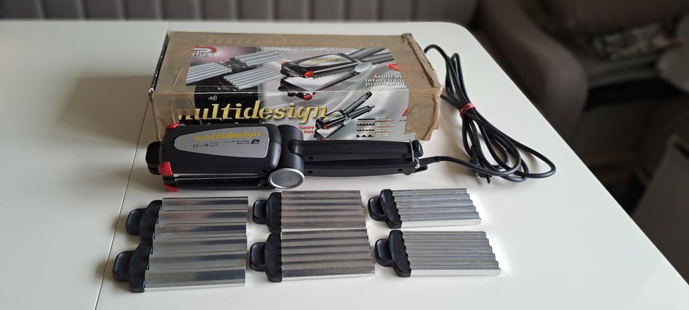 Фризьоски инструменти и оборудване