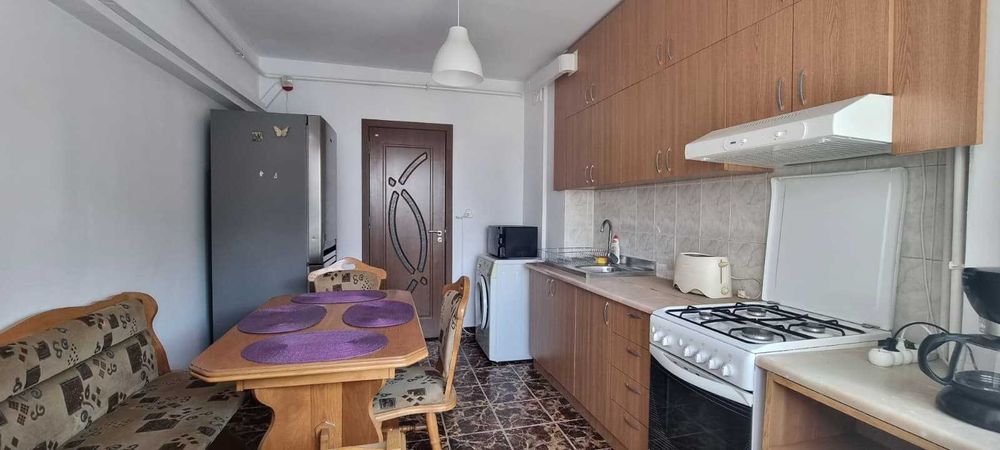 Proprietar închiriez apartament 2 camere ultracentral