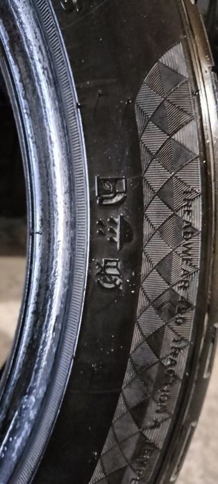 Покрышка 245/45/18