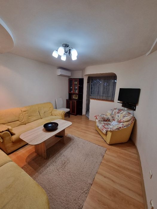 Дава се под наем Тристаен апартамент в Свиленград - 70 кв.м за 408 € - Снимка #1