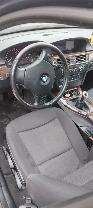 BMW E91 318 Business line 2007 година