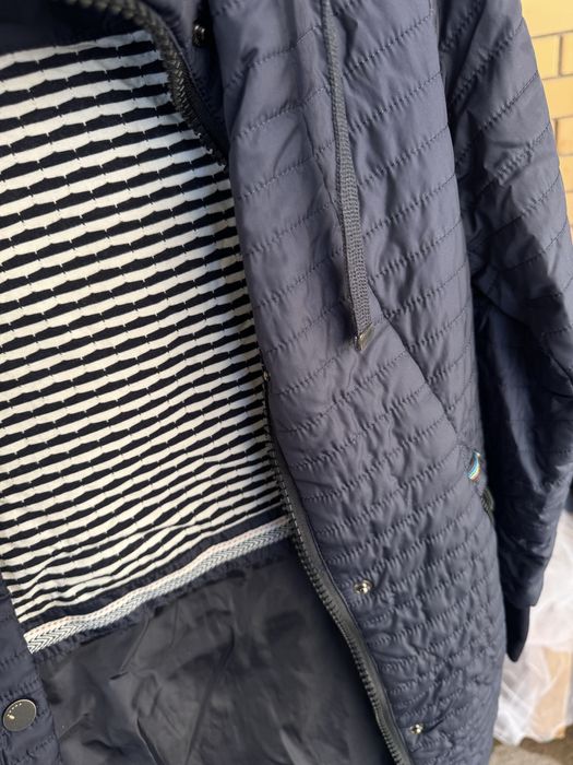 Куртка на девочку осеняя