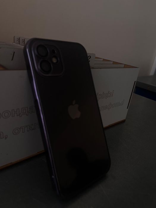 Продаю Айфон 12 Блэк 110000