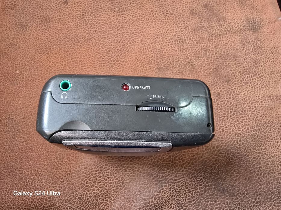 Уокмен Philips AQ6588