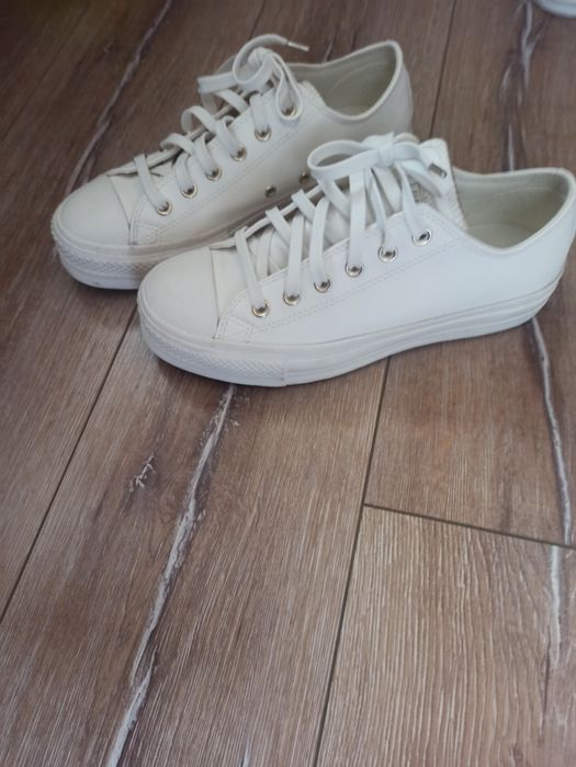 Дамски кожени кецове Converse