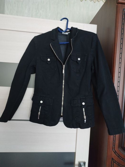 Продам женский пиджак