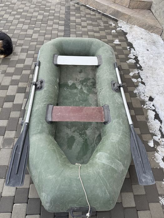Продам лодку 260
