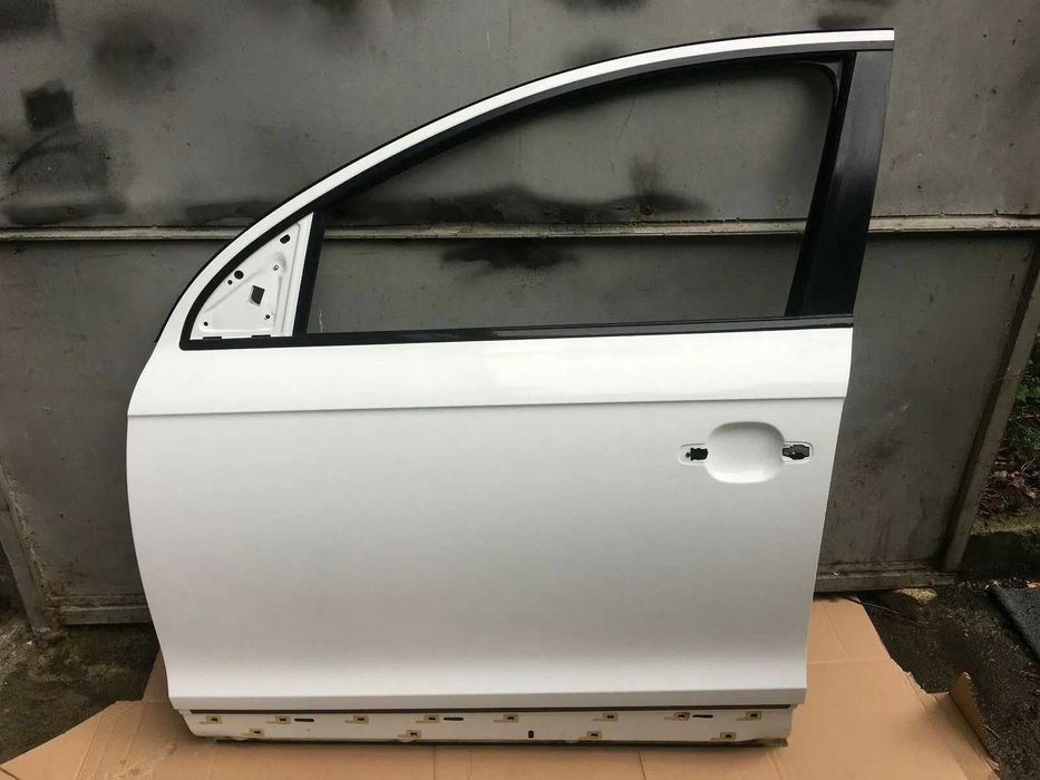 Предна лява врата за AUDI Q7 2007/2015