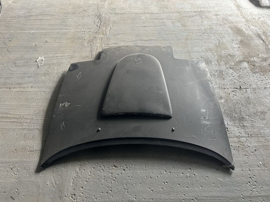 Капот Toyota Celica