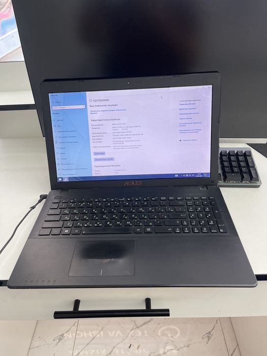 Asus X552E Notebuk